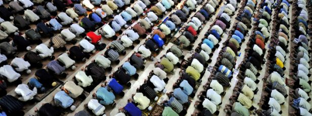 YAŞAR NURİ ÖZTÜRK`ÜN YORUMUYLA NAMAZ
