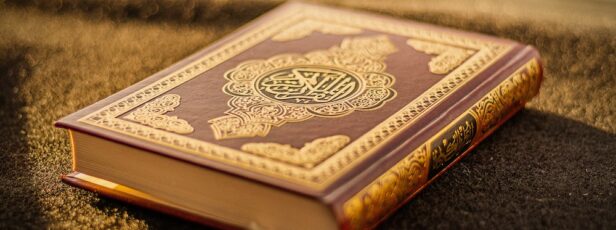 İSLAM TOPLUMUNDA GEÇEN, HİLAFET VE HALİFELİK KONUSU ÜZERİNE……